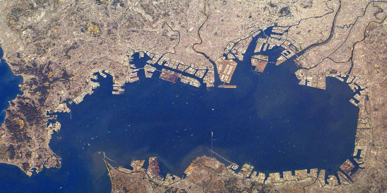Google Earthのプランは何が違う？——無料のStandard、有料のProfessional・Advanced、そしてダウンロード終了が決まった「Earth Pro」