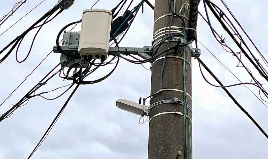 上空150m以上での携帯電話利用が解禁——総務省の規制改正とヘリコプターへの意味